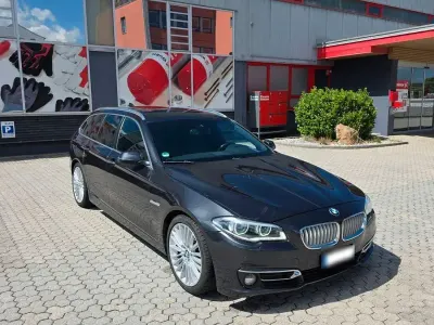 Gebraucht BMW 530 Performance 258 PS (189 kW) 2013 Grau Kombi