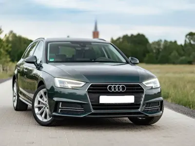 Gebraucht Audi A4 Design 190 PS (139 kW) 2017 Grün Kombi
