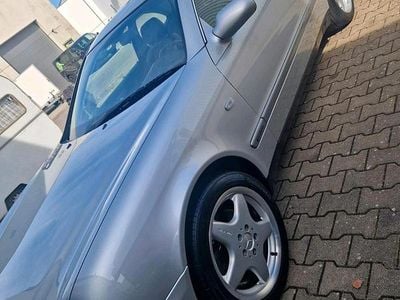 Usata Mercedes CLK320 218 CV (160 kW) 1999 Argento Coupé