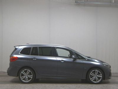 Gebraucht BMW 220 Gran Tourer M Sport 190 PS (139 kW) 2021 Mineralgrau metallic Van / Kleinbus