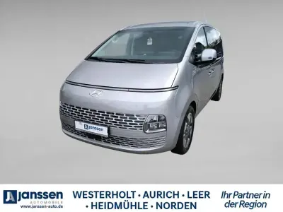 Używany Hyundai Staria Prime 177 KM (130 kW) 2024 Srebrny Minivan