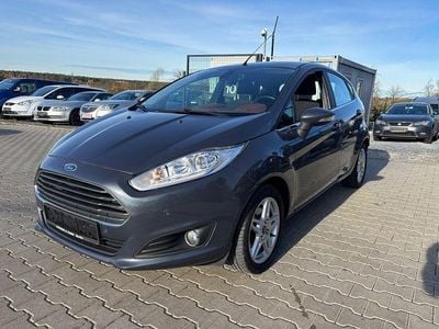 Gebraucht Ford Fiesta 101 PS (74 kW) 2014 Grau Limousine