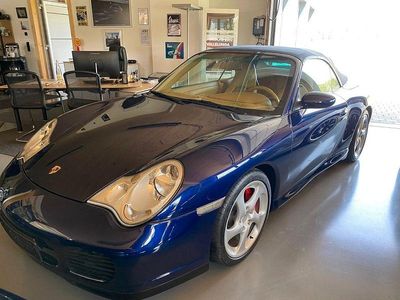 Porsche 911 Carrera 4S Cabriolet