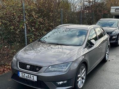 Grau Gebraucht 2014 Seat Leon ST FR Kombi | 8.850 € (Fairer Preis)