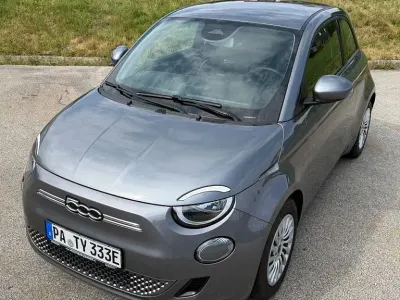 Gebraucht Fiat 500e Action 69 kW (95 PS) 2022 Grau Kleinwagen