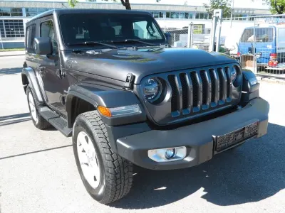 Usata Jeep Wrangler Unlimited Sahara 200 CV (147 kW) 2019 Nero SUV