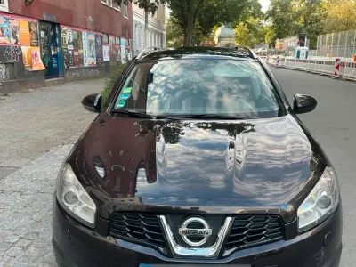 Gebraucht Nissan Qashqai 150 PS (110 kW) 2012 Schwarz SUV