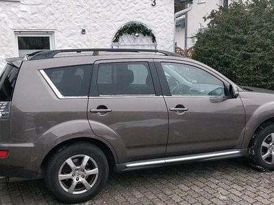 Gebraucht Mitsubishi Outlander 146 PS (107 kW) 2011 Braun SUV