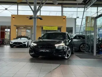 Gebraucht Audi A4 S-Line 204 PS (150 kW) 2023 Brillantschwarz Kombi