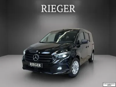 Gebraucht Mercedes Citan 113 Progressive 131 PS (96 kW) 2024 Loparitschwarz (metallic) Van