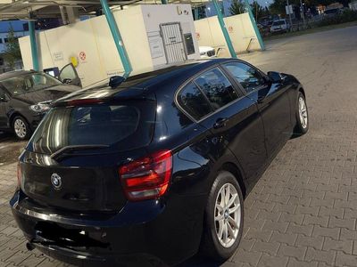 Gebraucht BMW 116 Sport Line 136 PS (100 kW) 2012 Schwarz Kleinwagen