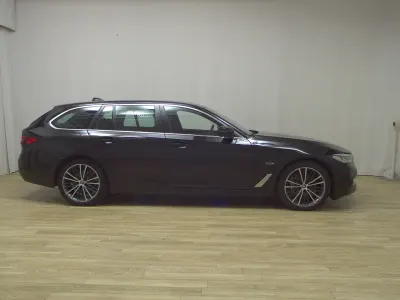 Brugt BMW 530e Sport Line 292 HK (214 kW) 2022 Sort Stationcar