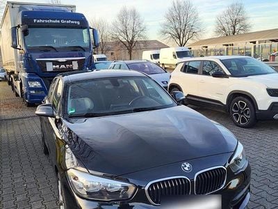 Gebraucht BMW 118 136 PS (100 kW) 2018 Schwarz Kleinwagen