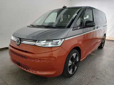 Gebraucht VW Multivan Style 150 PS (110 kW) 2025 2farbenlackierung orange Van / Kleinbus