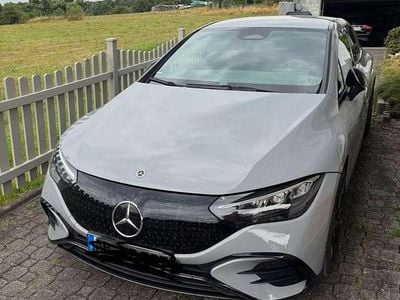 Mercedes EQE300