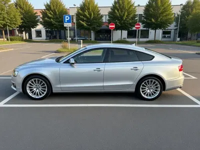 Używany Audi A5 Sportback 211 KM (155 kW) 2009 Srebrny Hatchback