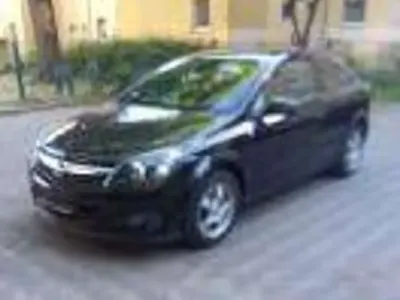 Używany Opel Astra GTC Innovation 140 KM (102 kW) 2007 Czarny Coupe