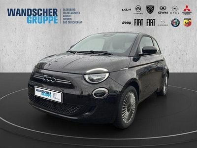 Gebraucht Fiat 500e Basis 86 kW (118 PS) 2023 Schwarzschwarz Kleinwagen