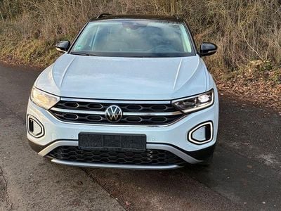 Gebraucht VW T-Roc Style 150 PS (110 kW) 2023 Weiß SUV