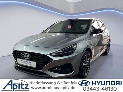 Silber Gebraucht 2024 Hyundai i30 Advantage Limousine | 21.990 € (Guter Preis)