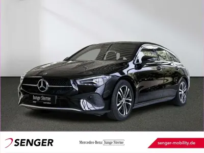 Gebraucht Mercedes CLA200 Shooting Brake 163 PS (119 kW) 2025 Schwarz Kombi