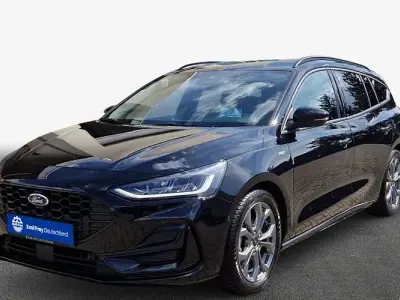 Gebraucht Ford Focus ST-Line X 115 PS (84 kW) 2025 Schwarz Kombi