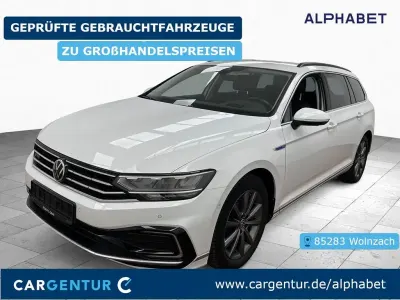 Używany VW Passat GTE 218 KM (160 kW) 2021 Biały Kombi