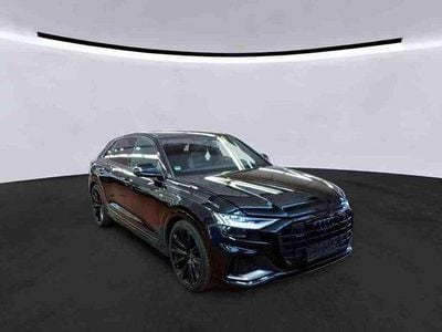 Second-hand Audi Q8 S-Line 381 CP (280 kW) 2022 Negru SUV