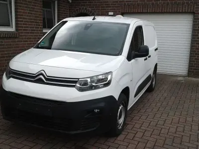 Gebraucht Citroën Berlingo 75 PS (55 kW) 2020 Weiß Van / Kleinbus