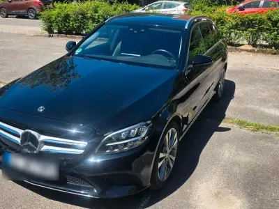 Gebraucht Mercedes C300 258 PS (189 kW) 2020 Schwarz Kombi