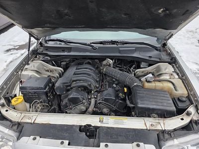 Gebraucht Chrysler 300C 190 PS (139 kW) 2010 Silber Limousine