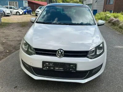Gebraucht VW Polo Life 90 PS (66 kW) 2013 Weiß Kleinwagen