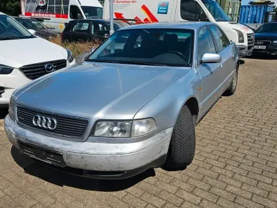 Gebraucht Audi A8 193 PS (141 kW) 1996 Silber Limousine