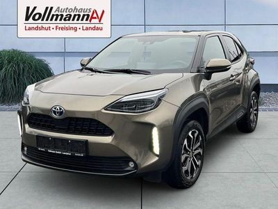 Gebraucht 2023 Toyota Yaris Cross Team SUV | 24.350 € (Fairer Preis)