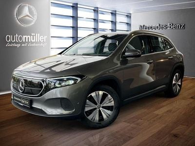 Mercedes EQA300