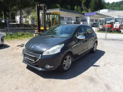 Gebraucht Peugeot 208 Active 68 PS (50 kW) 2015 Kleinwagen