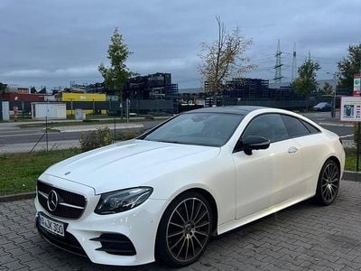 Mercedes E300