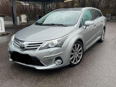 Gebraucht Toyota Avensis 150 PS (110 kW) 2012 Kombi