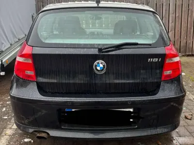 Gebraucht BMW 118 143 PS (105 kW) 2008 Schwarz Kleinwagen