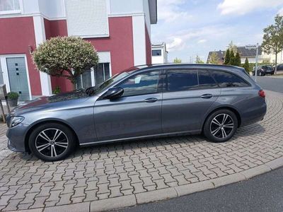 gebraucht Mercedes E220 -T Avantgarde Panorama Comand Spurassist