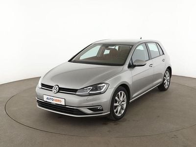 Gebraucht VW Golf Highline 125 PS (91 kW) 2017 Grau Limousine