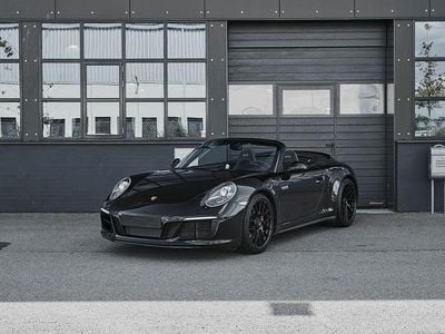 Porsche 911 Carrera GTS