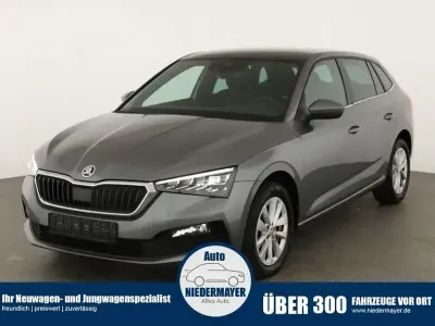 Używany Skoda Scala Style 150 KM (110 kW) 2023 Szary Hatchback
