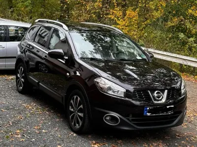 Gebraucht Nissan Qashqai +2 Tekna 150 PS (110 kW) 2011 Violet SUV