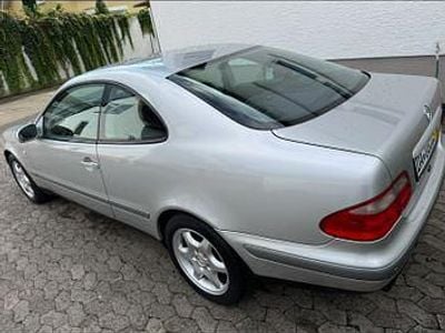 Mercedes CLK320