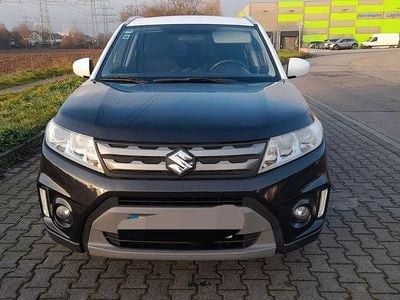 Schwarz Gebraucht 2016 Suzuki Vitara Comfort SUV | 12.800 € (Fairer Preis)