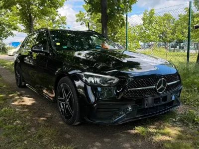 Second-hand Mercedes C220 AMG line 200 CP (147 kW) 2023 Negru Break