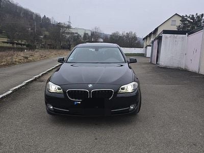 Gebraucht BMW 520 184 PS (135 kW) 2012 Schwarz Kombi