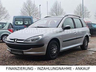 Grau Gebraucht 2004 Peugeot 206 Kombi | 2.699 € (Etwas zu teuer)