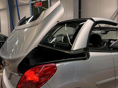 Gebraucht Peugeot 207 CC Sport 120 PS (88 kW) 2008 Silber Cabrio